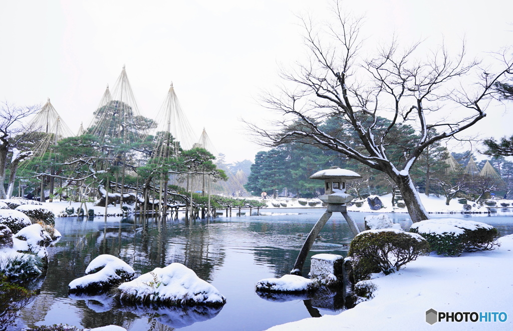 雪の兼六園