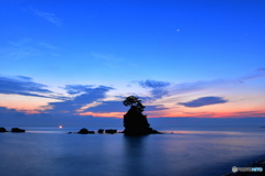  雨晴海岸