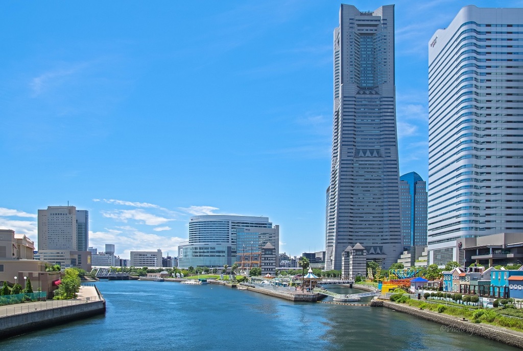 LANDMARK TOWER