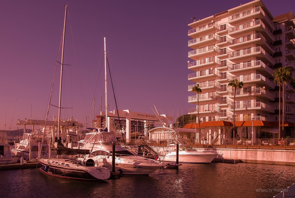 RIVIERA RESORT