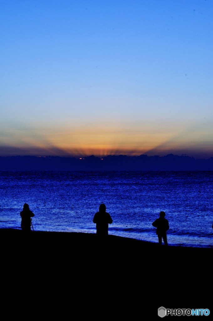 日の出前のシャッターチャンス