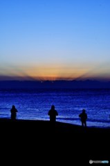 日の出前のシャッターチャンス