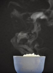 早く食べないと冷めますよ