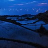 海と棚田　漁火の灯る頃