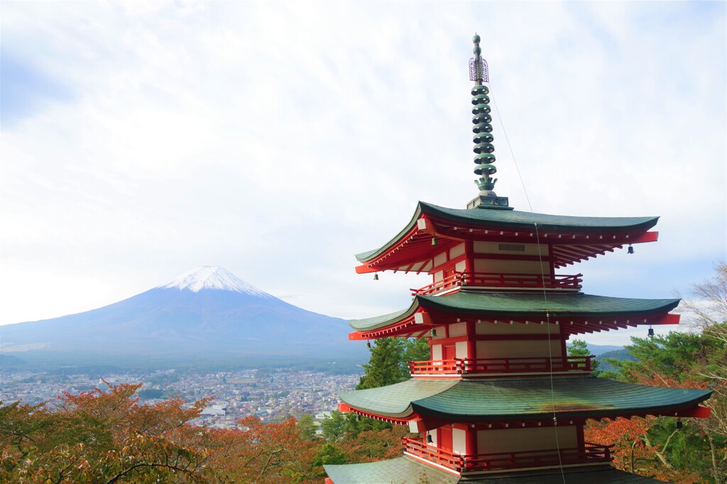 新倉富士浅間神社の秋