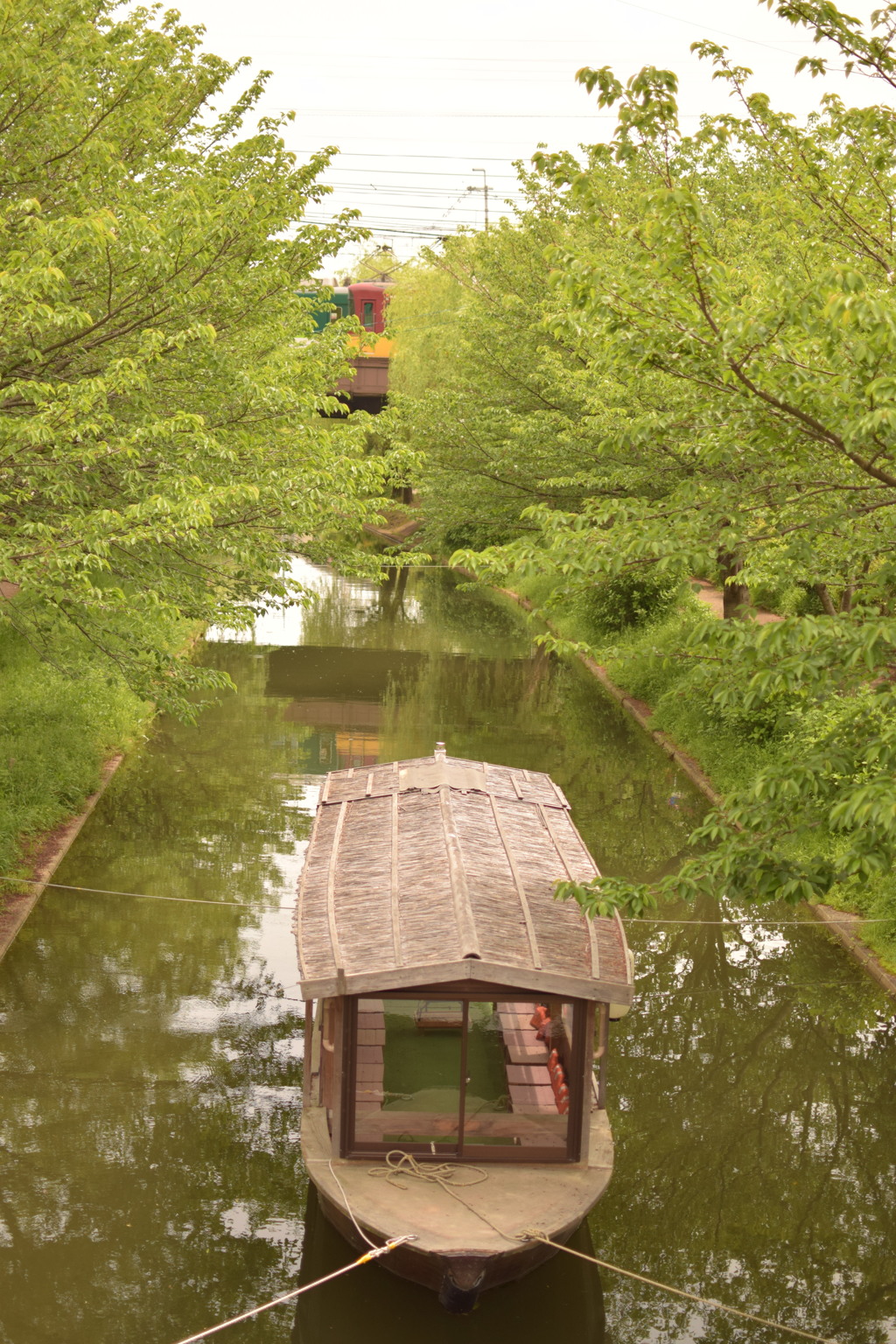 京阪電鉄と十石舟