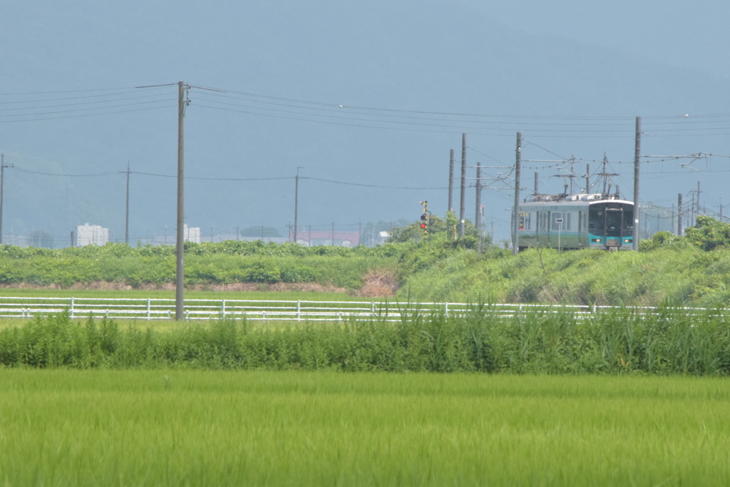 小浜線を走るクモハ１２５系