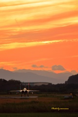 岐阜基地　秋の夕暮れ