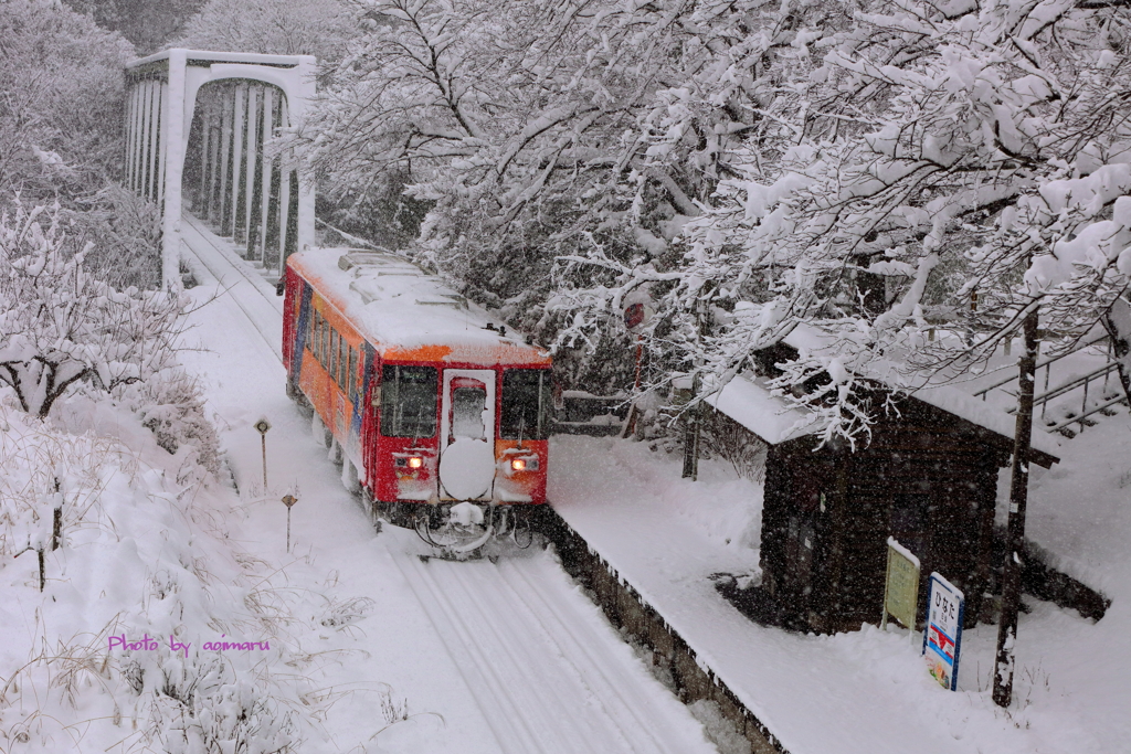樽見鉄道　冬の旅ひなた駅