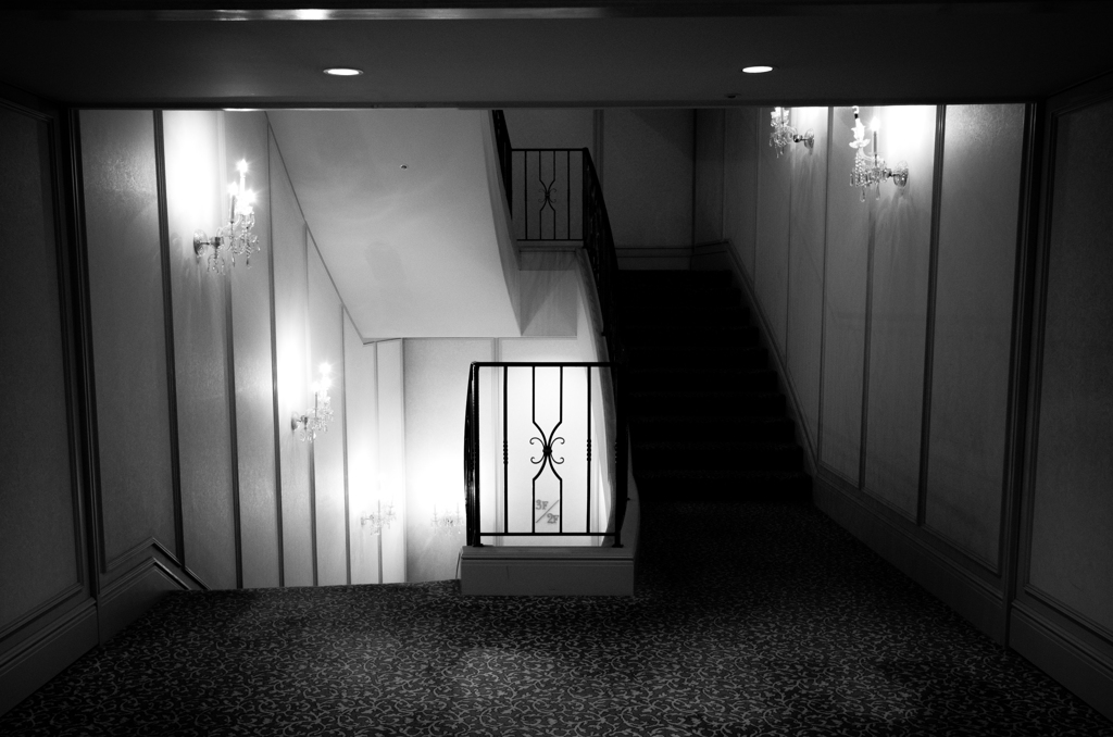 上と下