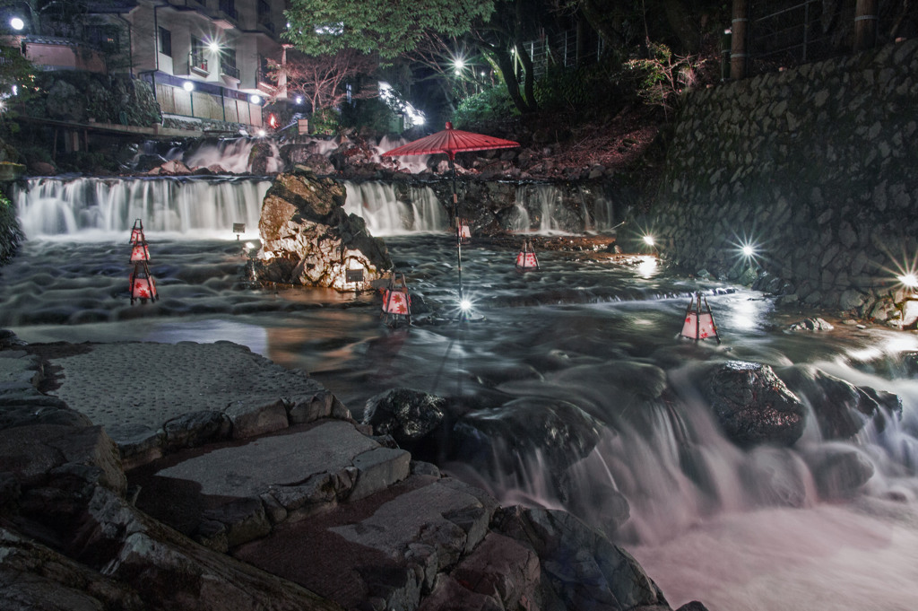 貴船神社の川_edited-1