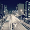 夜の団地群