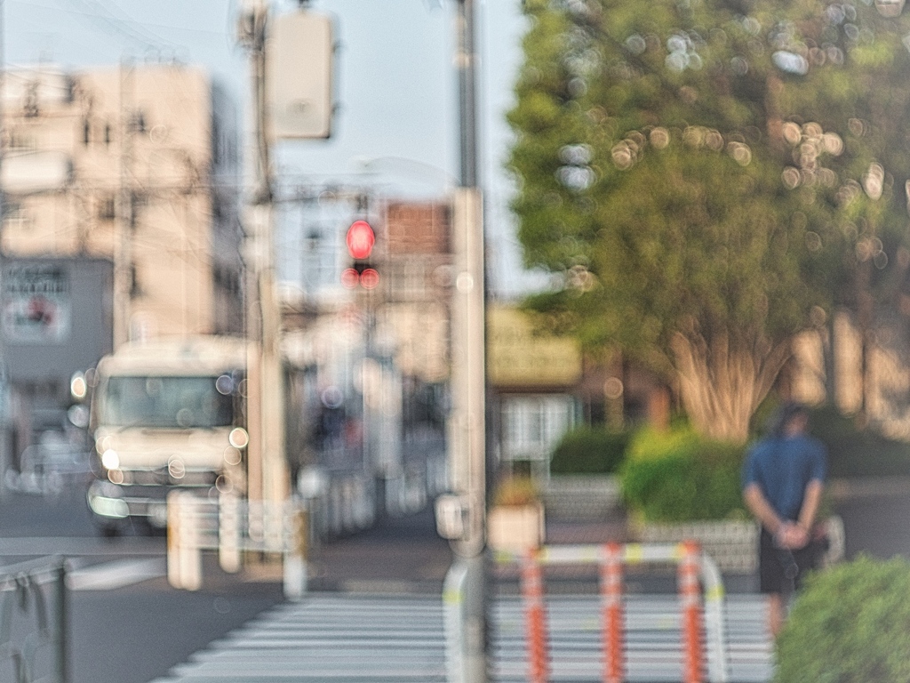 早朝なのにうだる暑さ