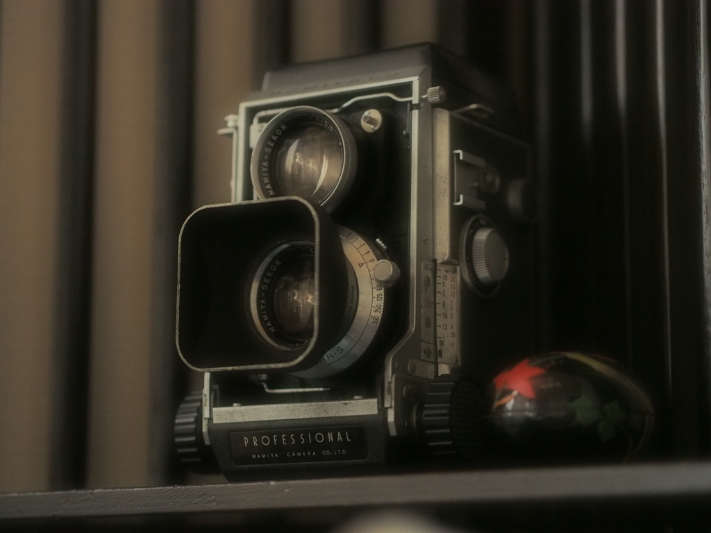 MAMIYA