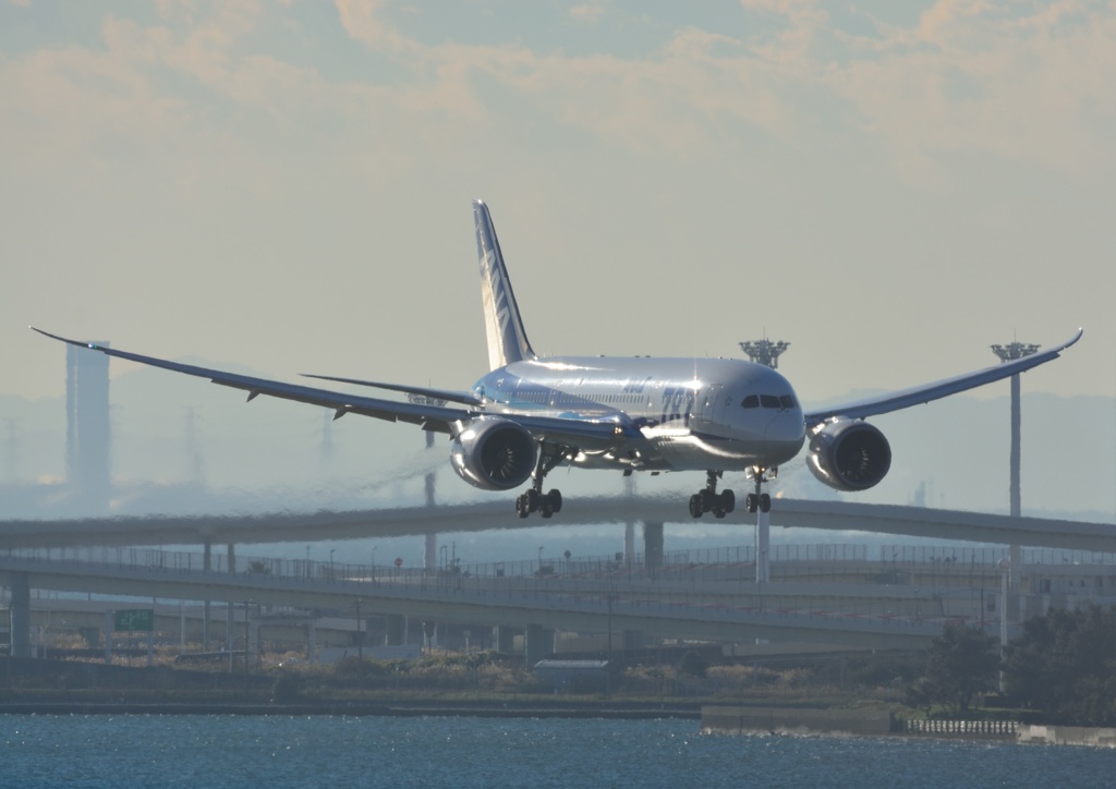 羽田空港第１ターミナルにて！