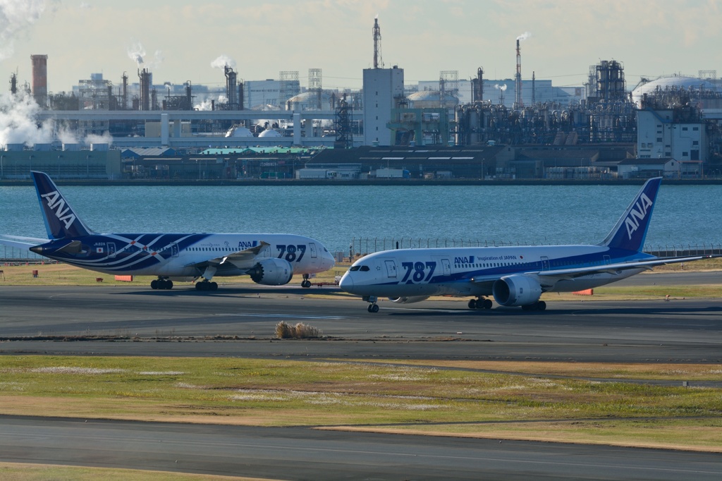 羽田空港第１ターミナルにて！