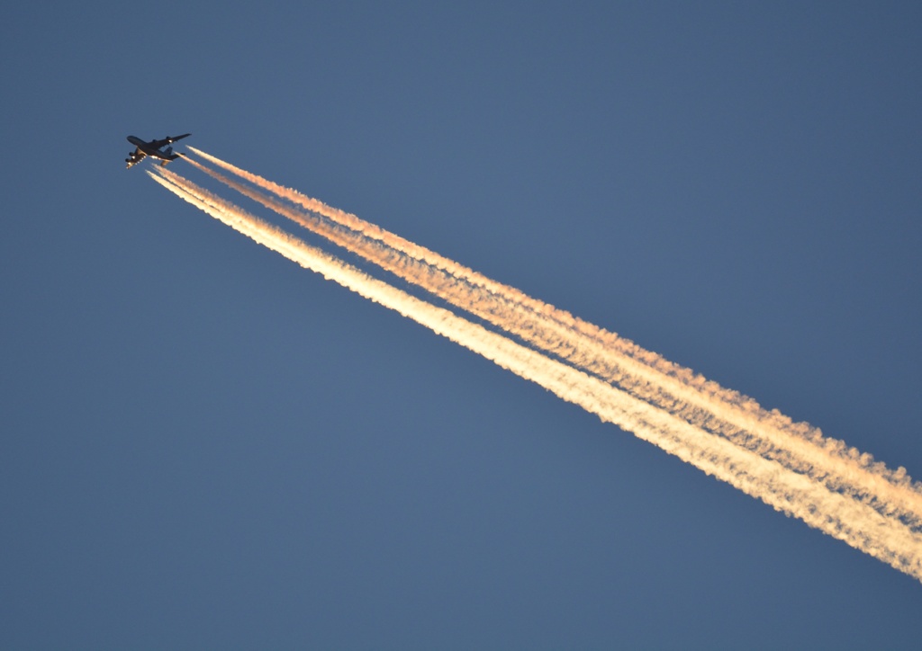 飛行機雲