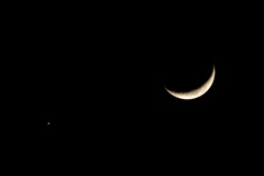 月と金星が大接近！