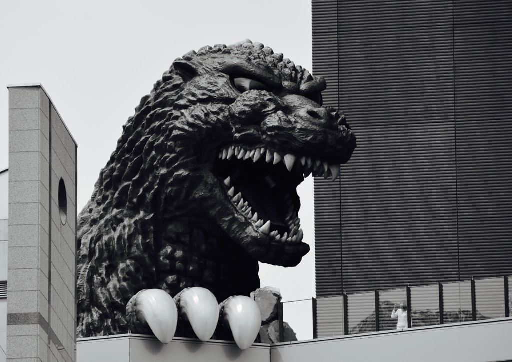 新宿ゴジラ
