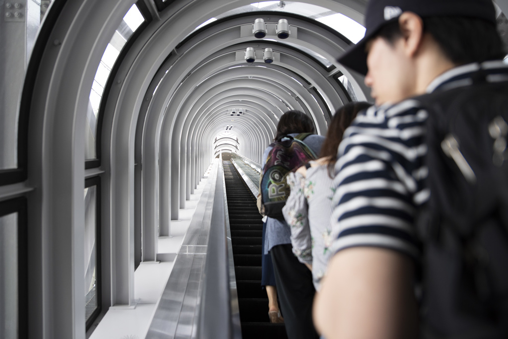 空の展望台へ