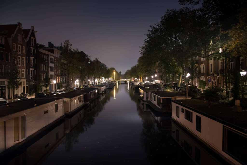 運河の街　夜明け前２
