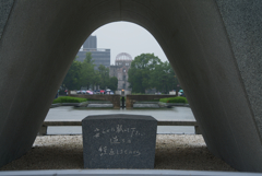 白い雨の決意