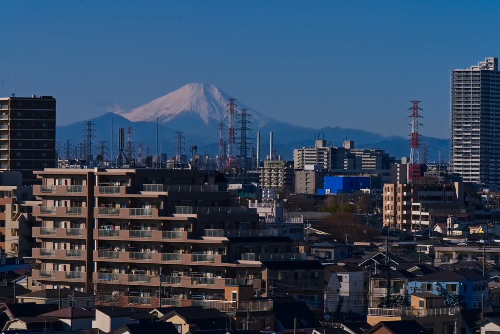 富士山と関東平野の住宅