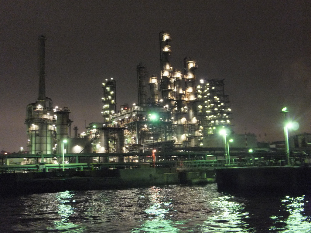 夜景見学ツアー　新日本石油精製根岸製油所
