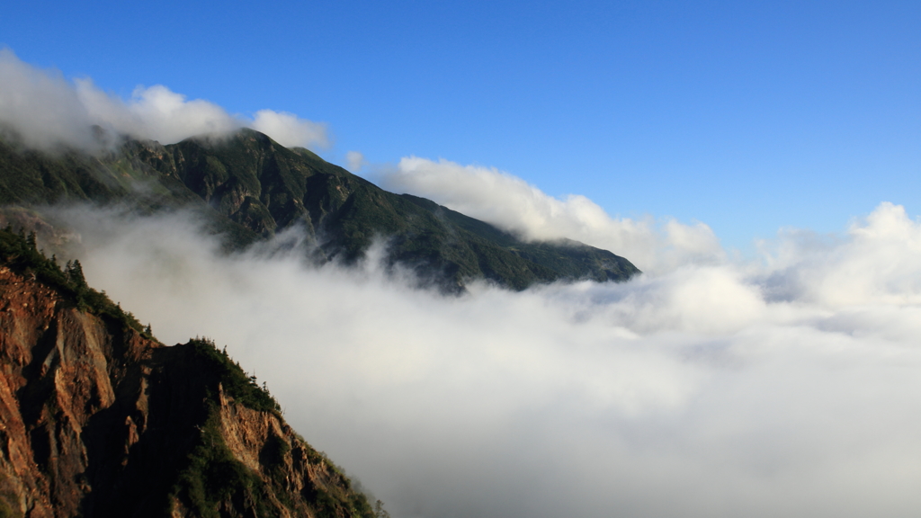 沸立つ雲海