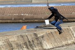 狙った獲物は逃がさニャイ‼