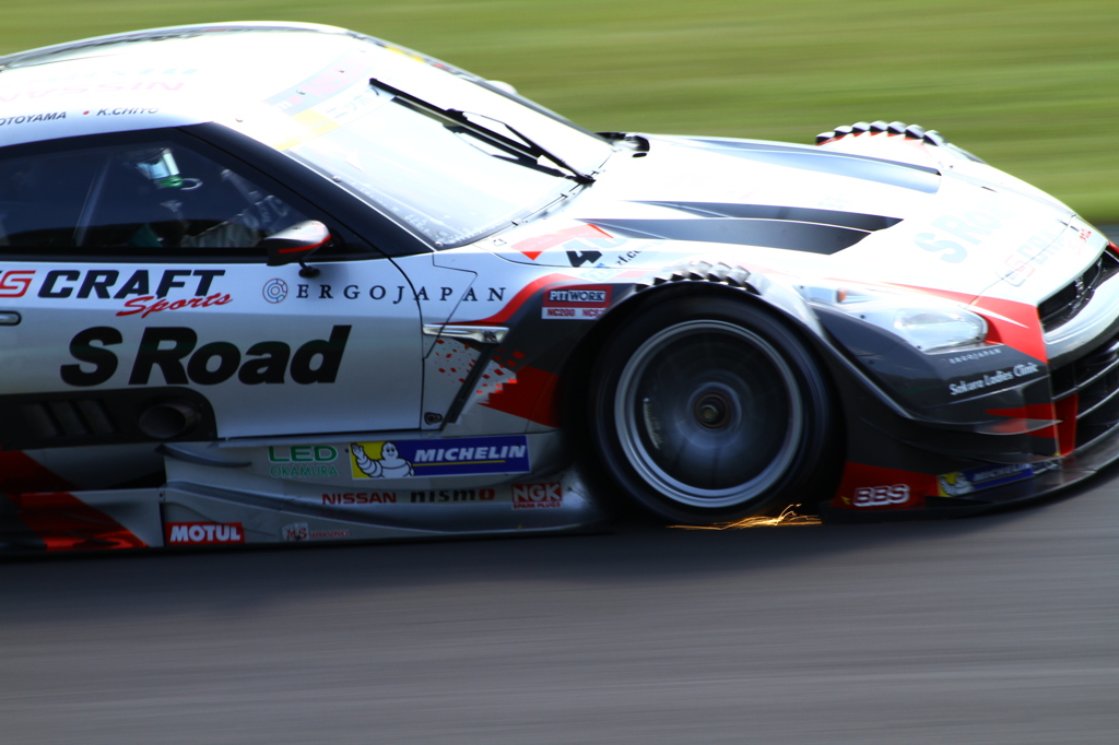 SROAD　CRAFT　SPORTS　GT-R　