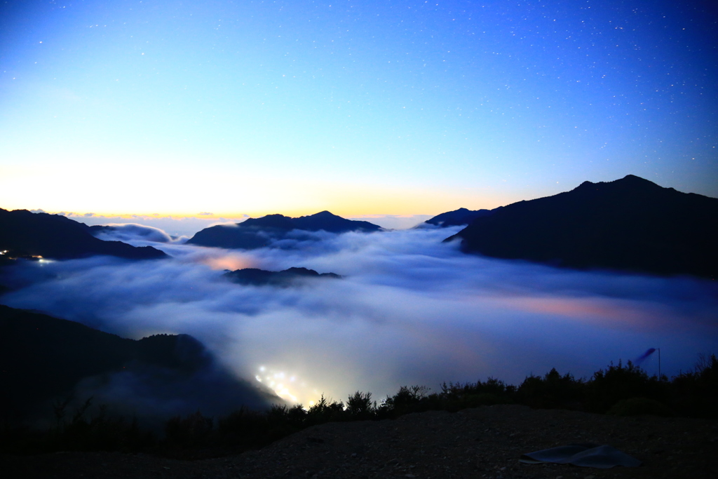 ツエノ峰の雲海