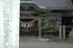 点景・　神社、梅雨曇り