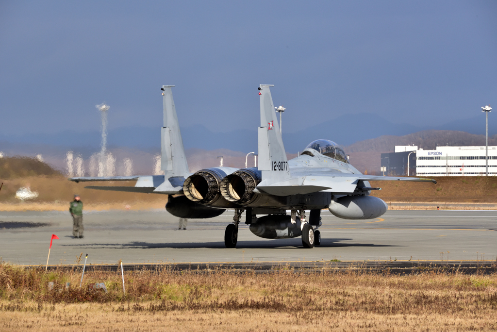 F15