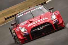 MOTUL AUTECH GT-R