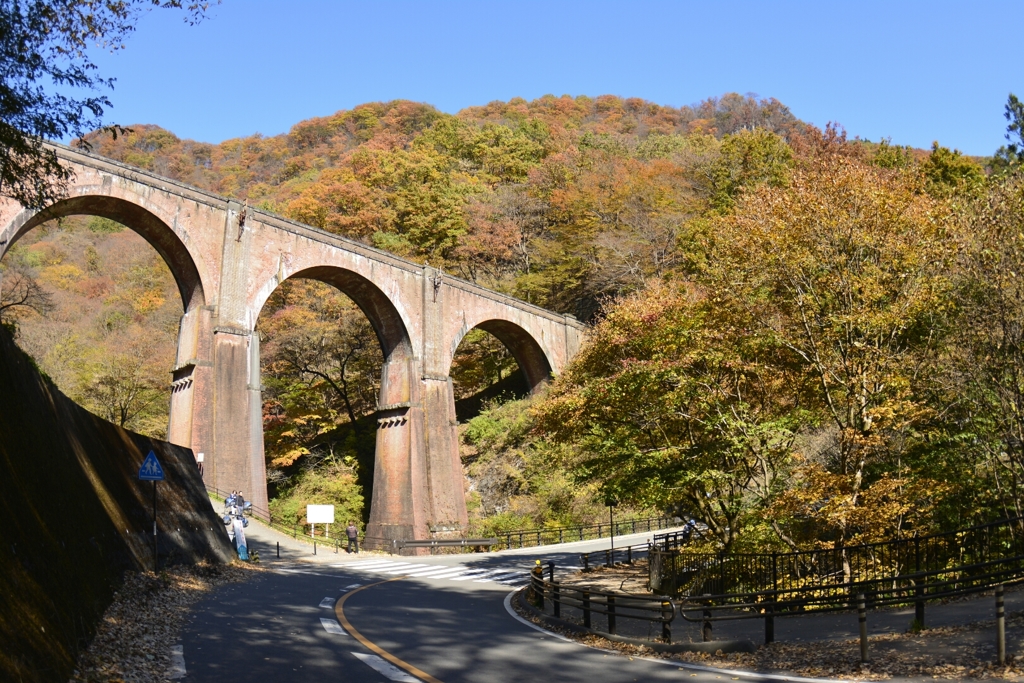 秋のめがね橋