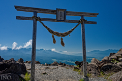 鳥居と霊峰
