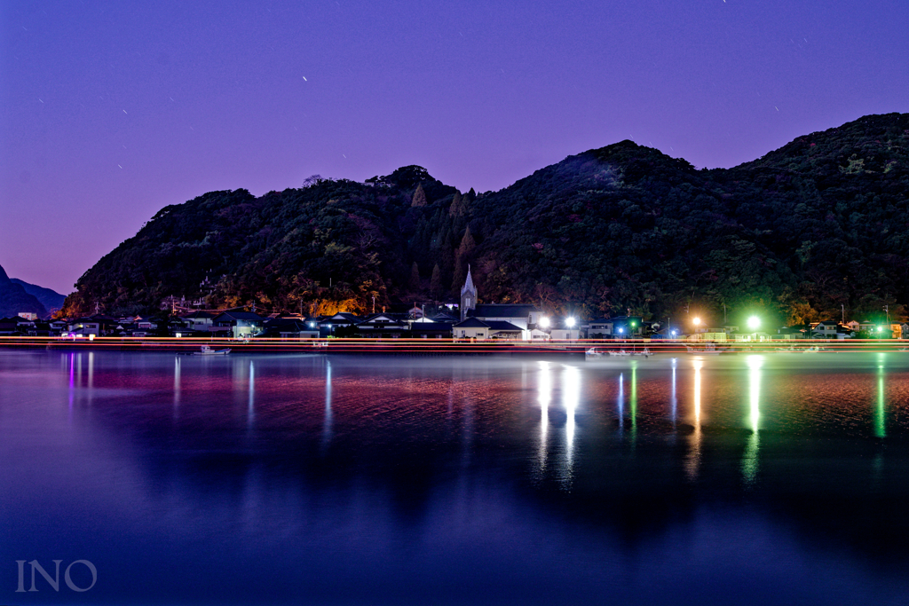 出漁を見守る教会