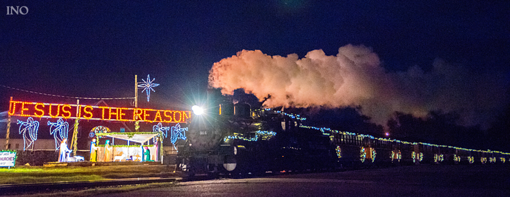 Steam Engine in Christmas