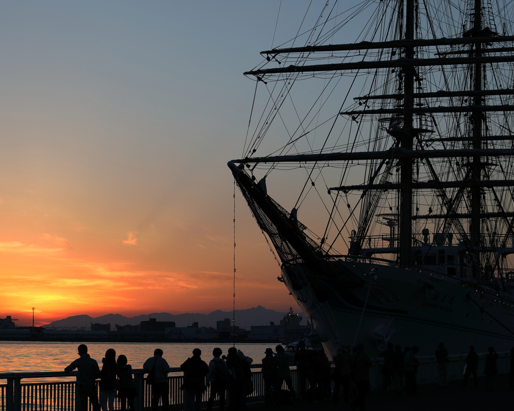 夕焼け　海王丸