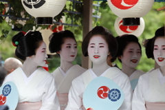 花笠巡行
