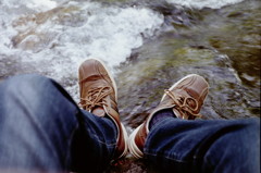 河原で休憩・・・