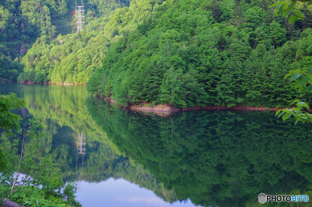 ７時前のダム湖４