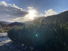 霙の後の晴れ間に