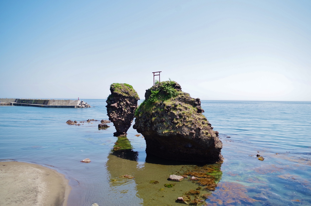 岩　ふたつ・・・