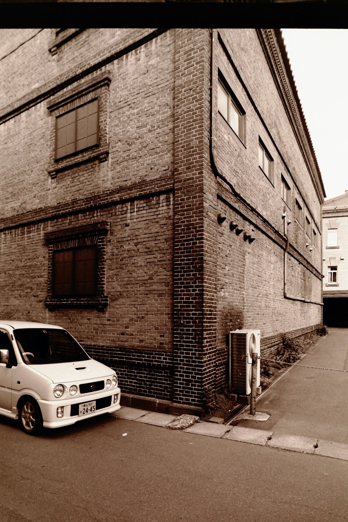 古い路地で