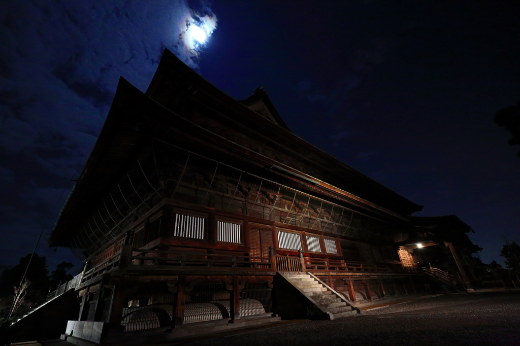 夜のお寺