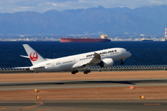 JAL787