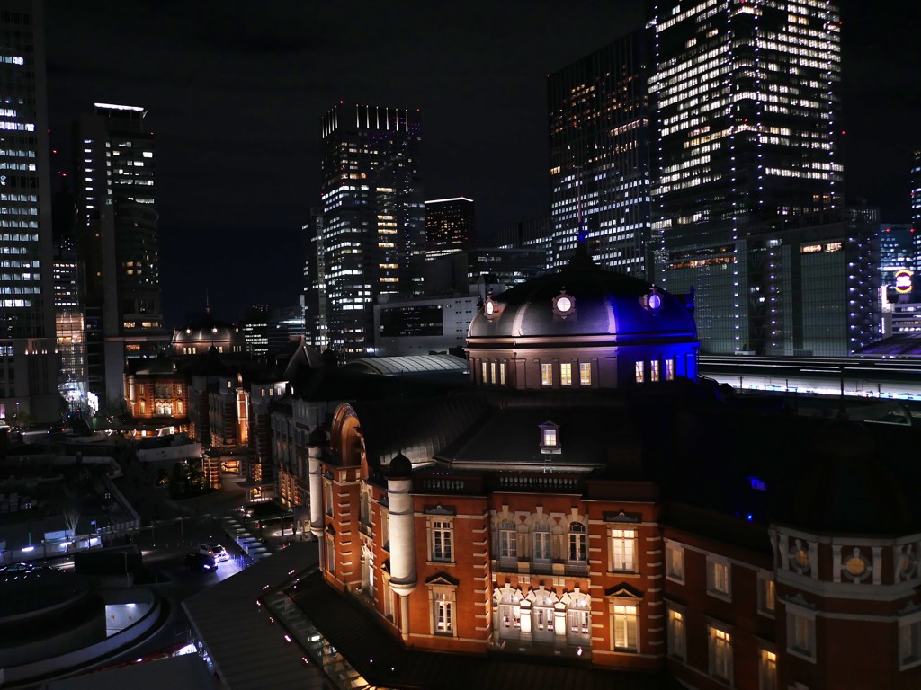 東京駅夜景