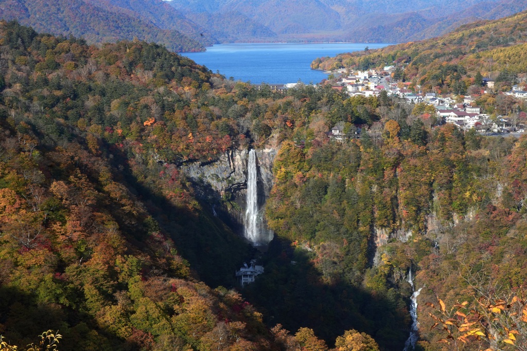 華厳の滝・１